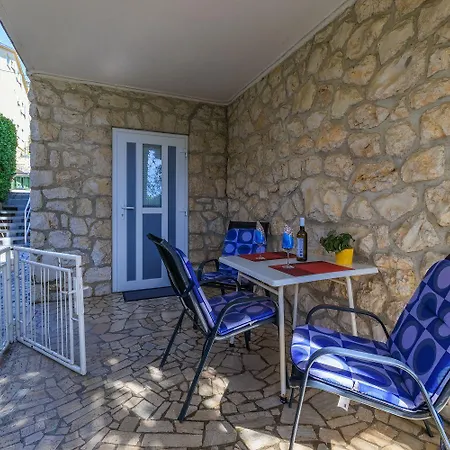 Apartament Mediterranes Nur 260 Meter Zum Mit Grill, Klima, Wifi Dramalj