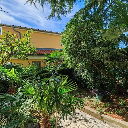 Apartament Mediterranes Nur 260 Meter Zum Mit Grill, Klima, Wifi Dramalj