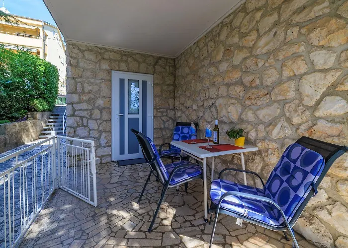 Apartament Mediterranes Nur 260 Meter Zum Mit Grill, Klima, Wifi Dramalj
