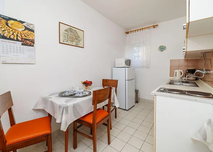 Mediterranes Nur 260 Meter Zum Mit Grill, Klima, Wifi Apartament Dramalj