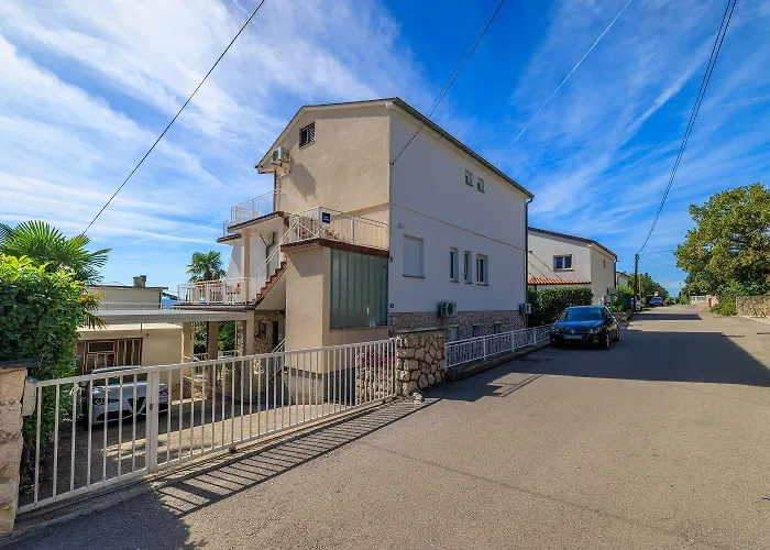 Mediterranes Nur 260 Meter Zum Mit Grill, Klima, Wifi Apartament Dramalj