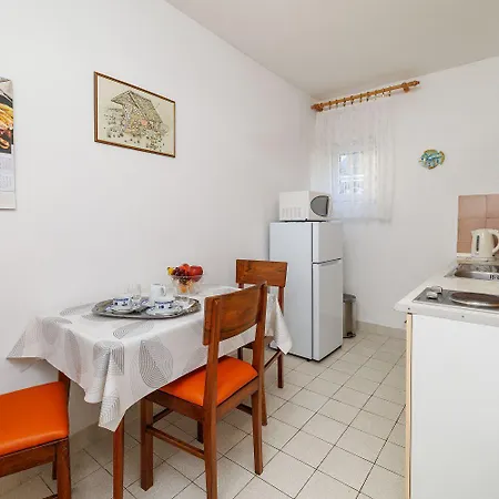 Mediterranes Nur 260 Meter Zum Mit Grill, Klima, Wifi شقة دْغاماي